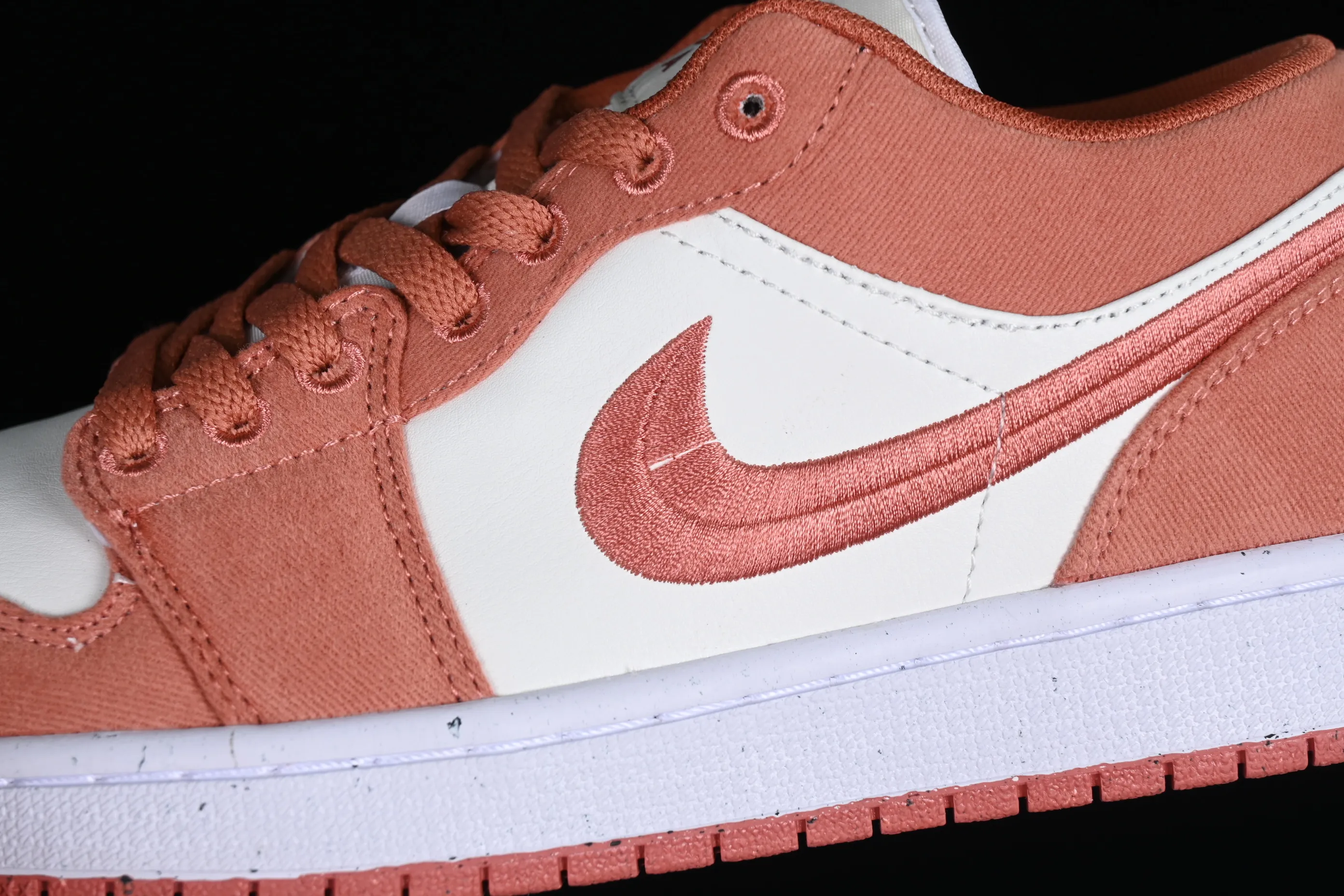 All categories Air Jordan Jordan series basketball shoes Air Jordan 1 Low Air Jordan 1 Low "Canvas" AJ1 Joe 1 pink and white low-top cultural basketball shoes FN3722-801